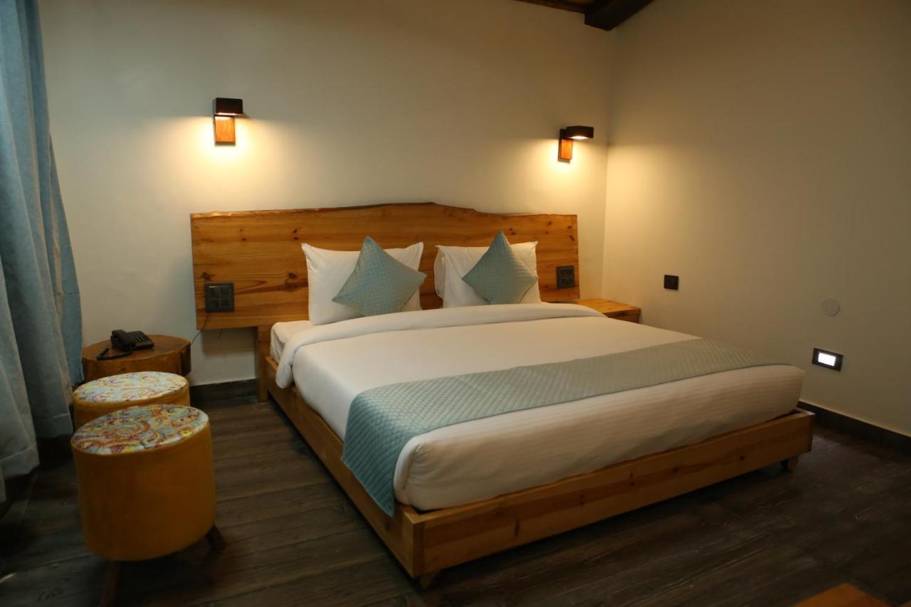 Granny's Den Resort Rājpur Eksteriør billede